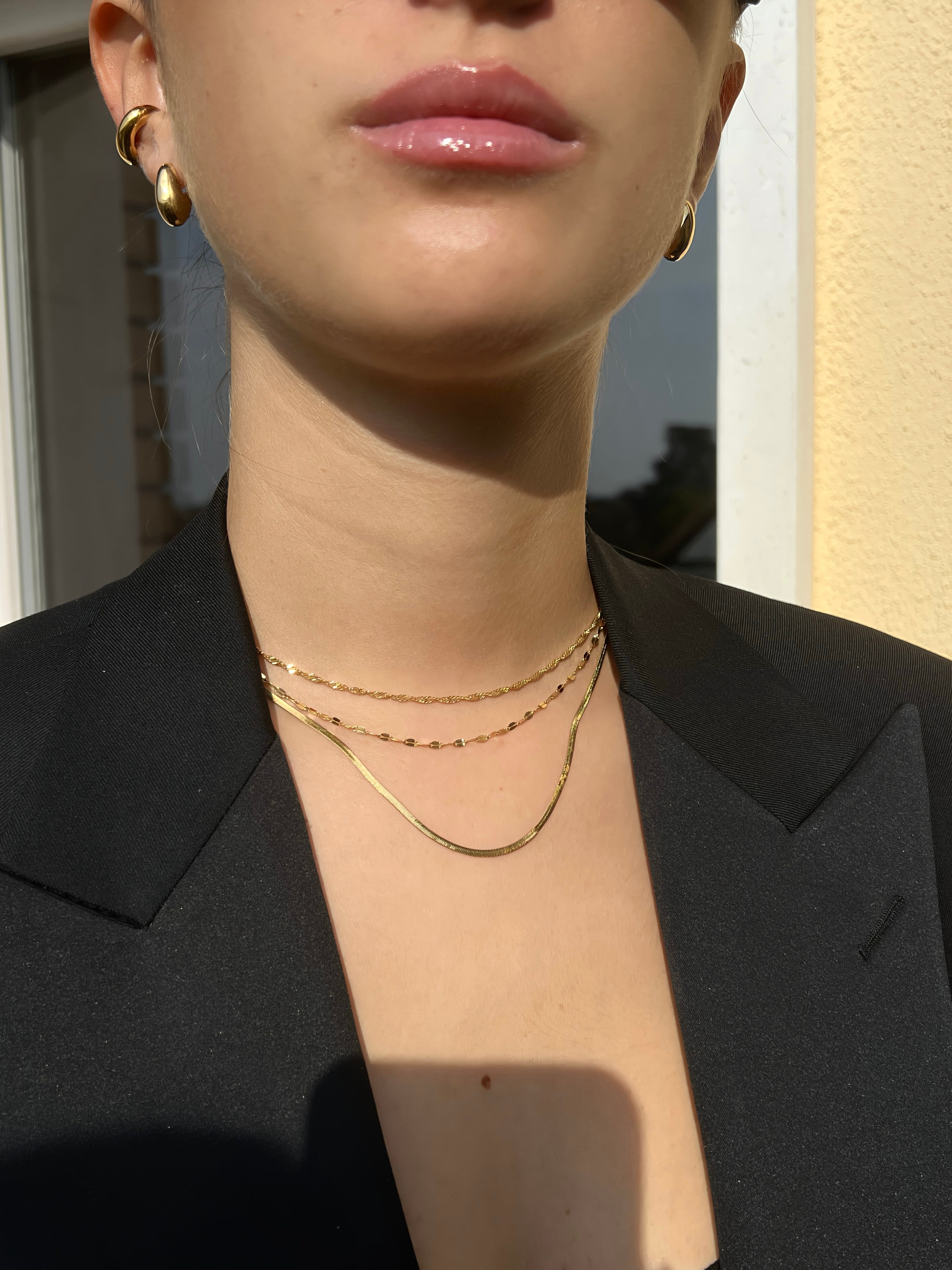 SET ESSENTIAL GLOW